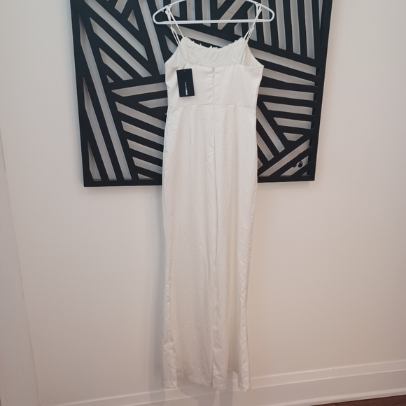 Fashion Nova Wifey Material Satin Jumpsuit Romper pant one piece White - Picture 5 of 7